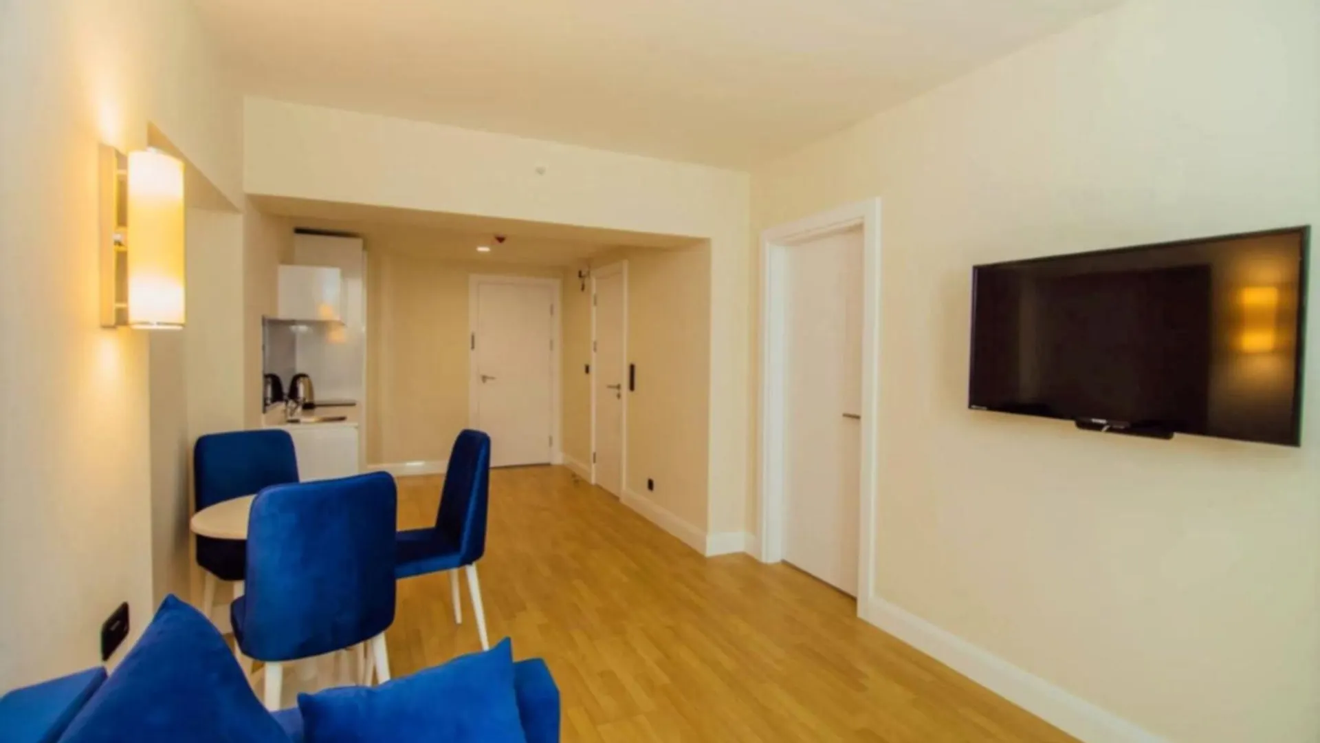 Fantastic Sea View Aparthotel In Orbi City Батуми