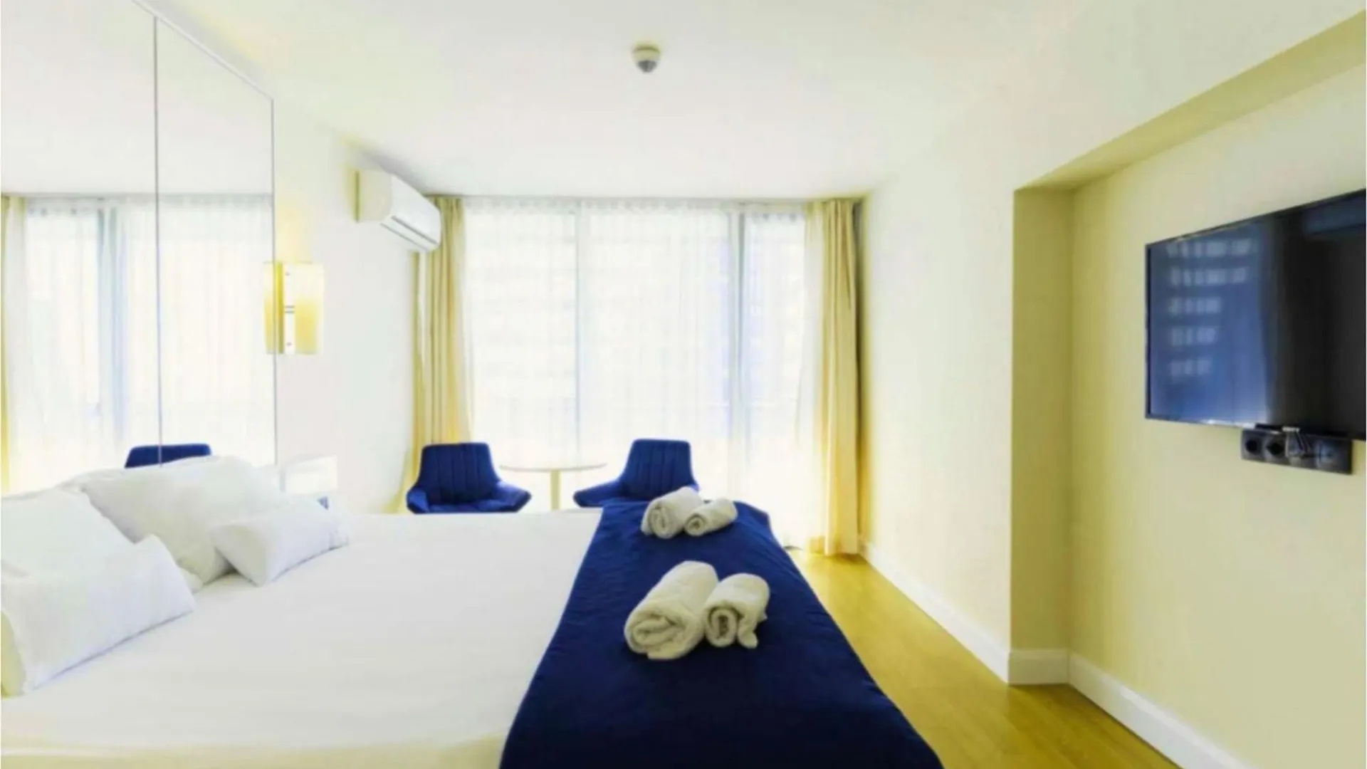 *****  Fantastic Sea View Aparthotel In Orbi City Батуми Грузия